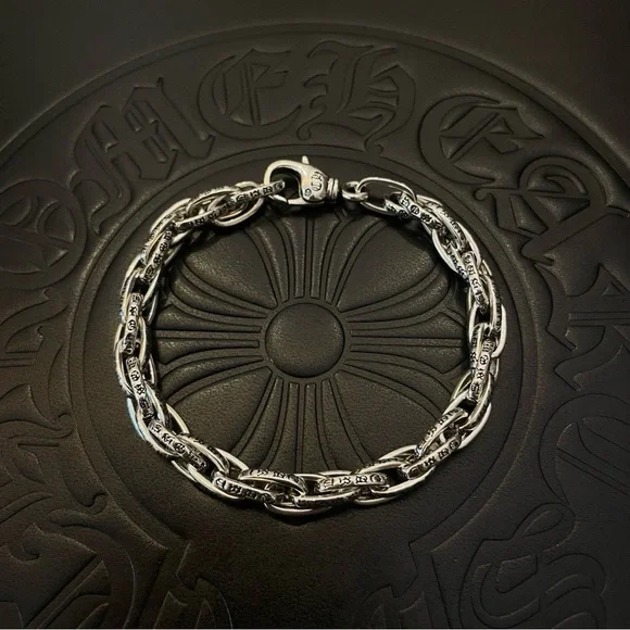 Chrome Hearts Classic Retro Clasp Bracelet - Picture 8 of 9
